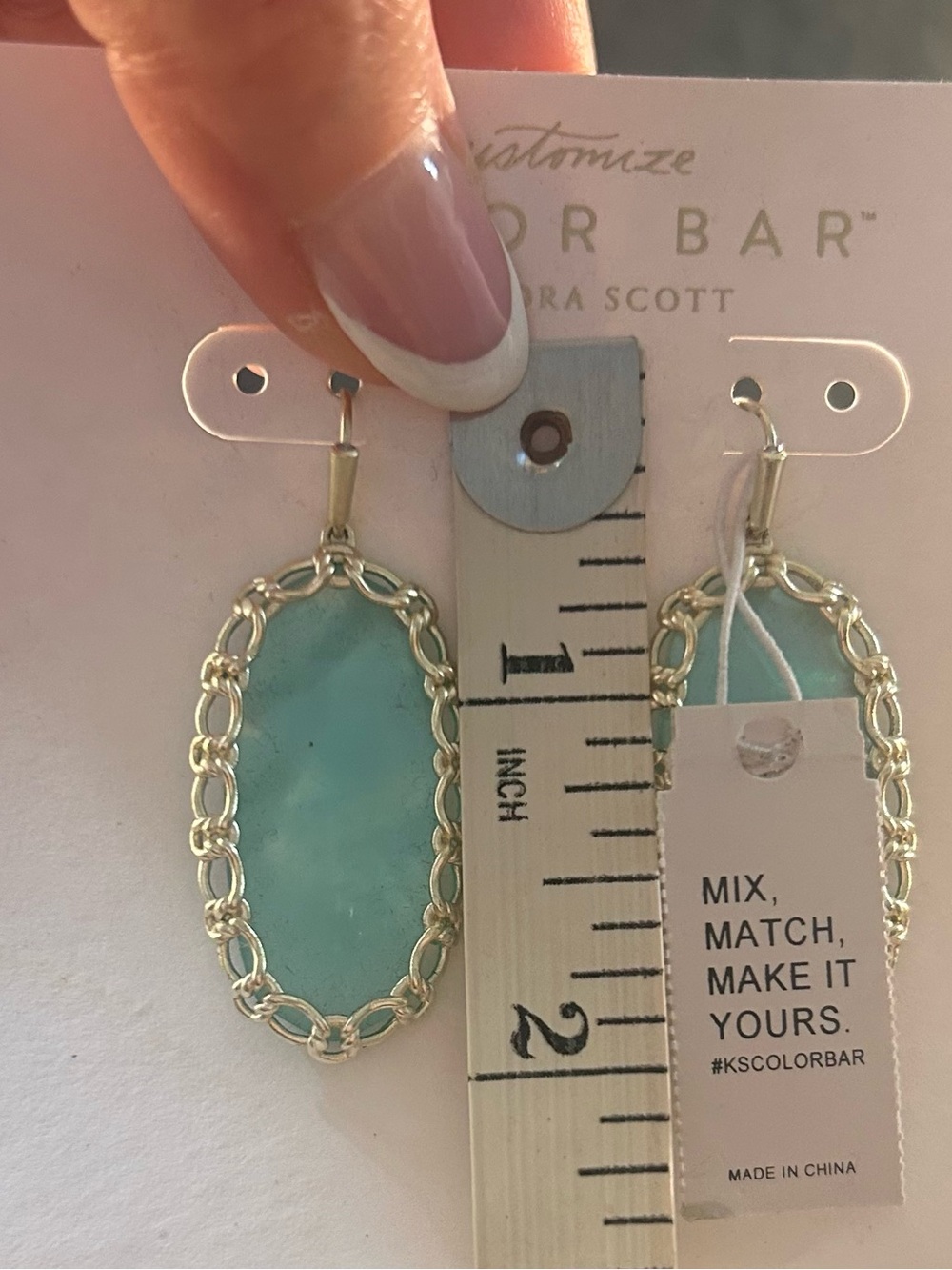 New Kendra Scott Color Bar Earrings